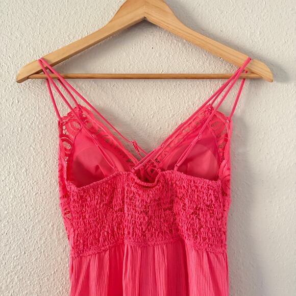 NEW PINK Victoria Secret Crochet lace strappy Cutout dress - Picture 6 of 8